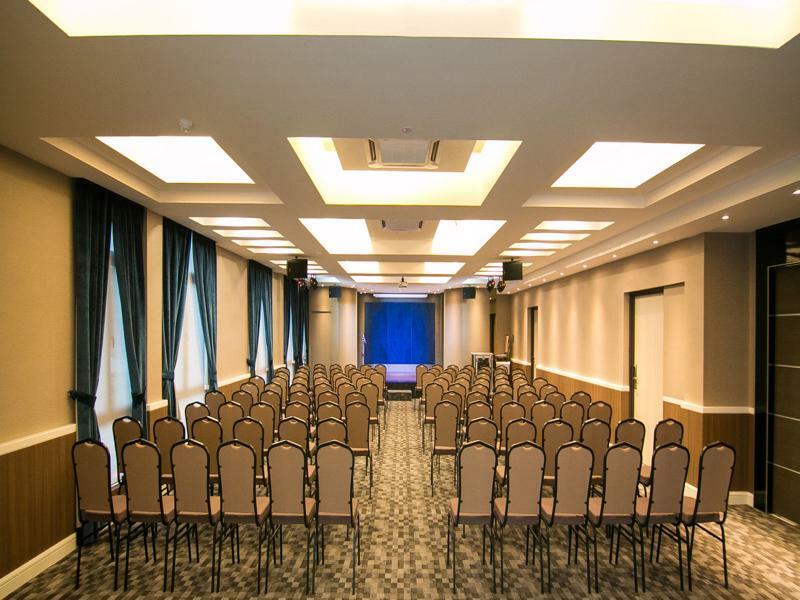 Indra Hotel - Boutique Suites Ipoh Exteriör bild